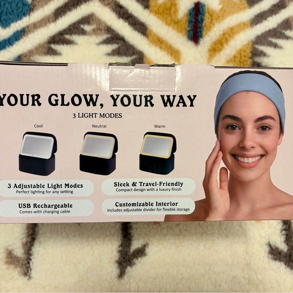 Rechargeable lighted makeup  case with LED Mirror Black - Picture 3 of 5